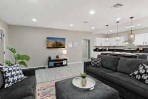 Cheerful, 4BR-3BA Bungalow W Brand New Appliances